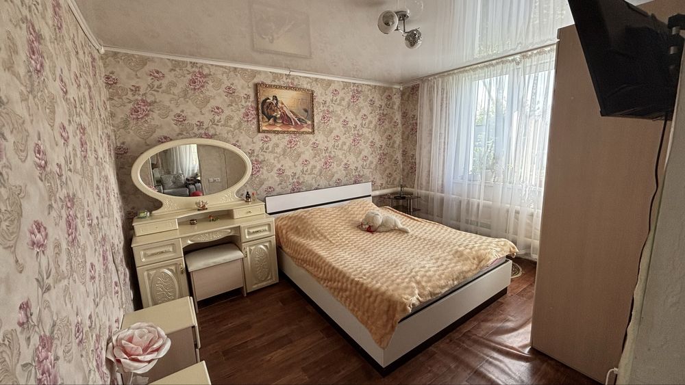 Продам 4-х комнатный дом в районе хром завода.