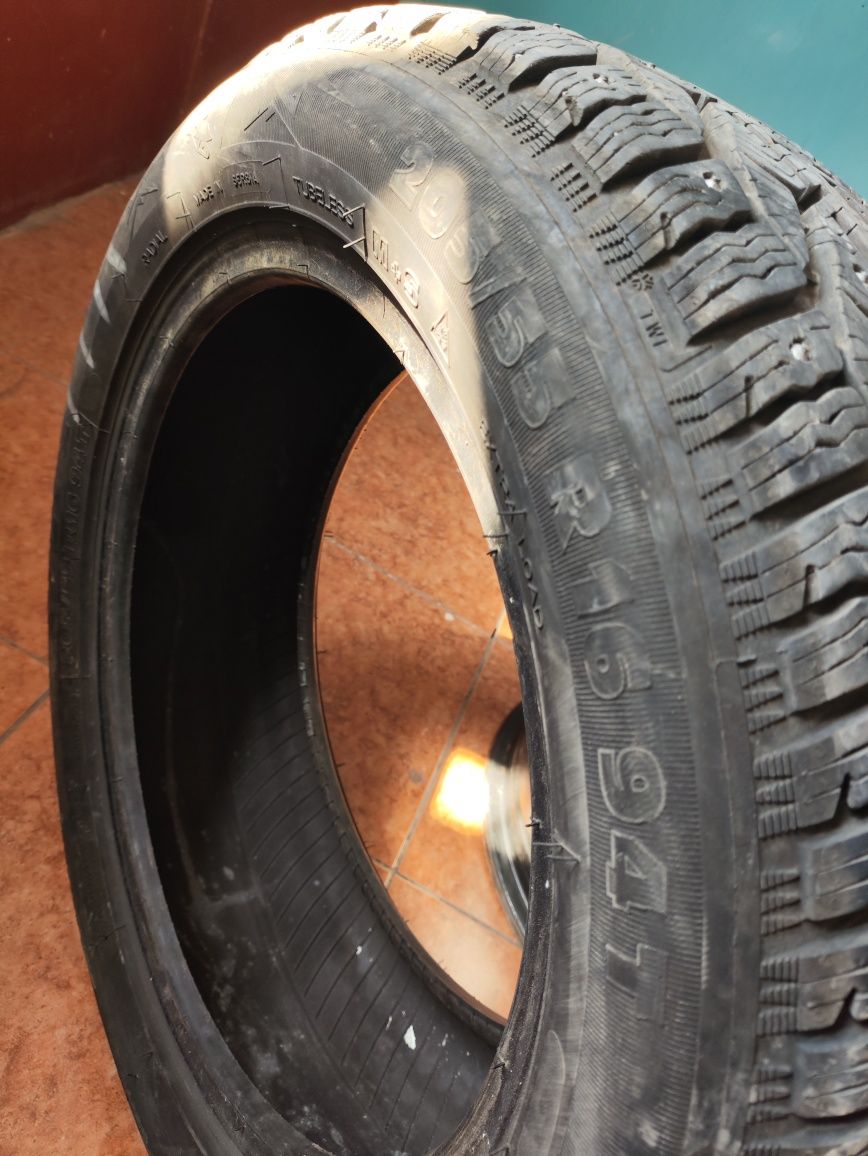 Диск R16, разболтовка 5/100,вместе с зимней покрышкой на Toyota
