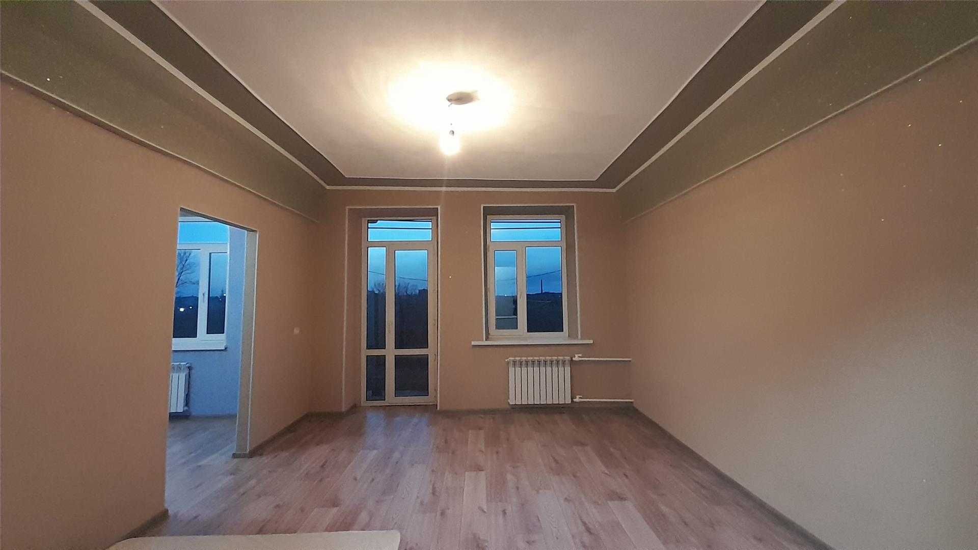Продам 2 комн болгарского типа на 4эт в 5 эт доме