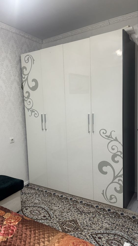 Продается шкаф в отличном состоянии
