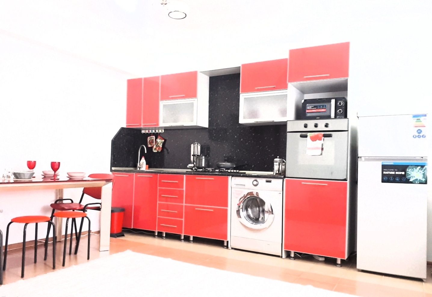 1 комнатная квартира, 50м2, 1 /9 посуточно, Алмагуль