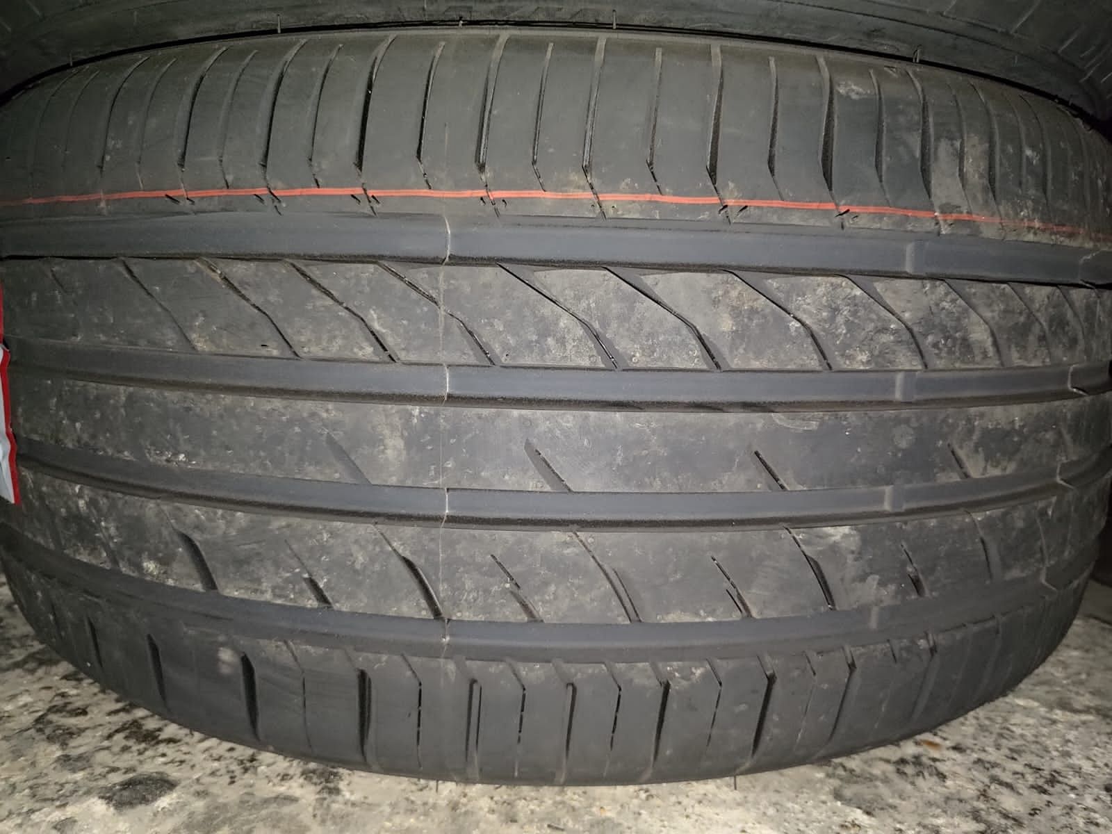 Three-A 275/35ZR19 EcoWInged 100Y
