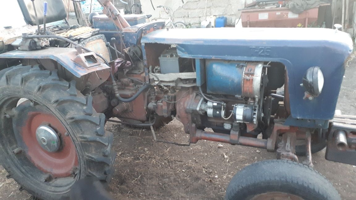 Продам трактор т 25