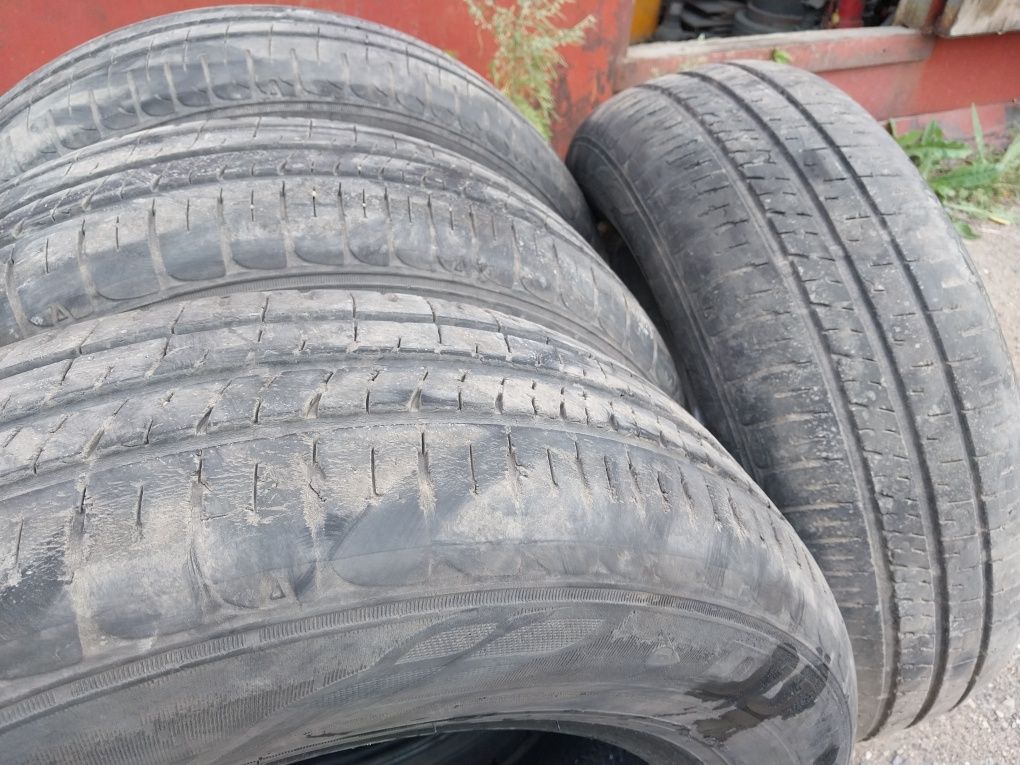 4 шины Dunlop 195 65 R15.