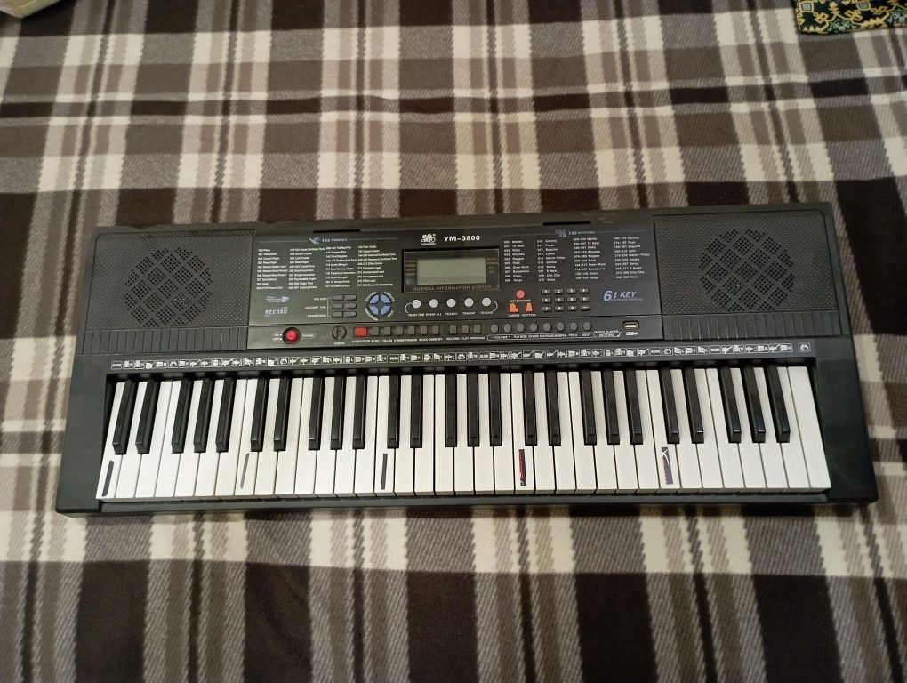 Синтезатор Yongmei YM-3800