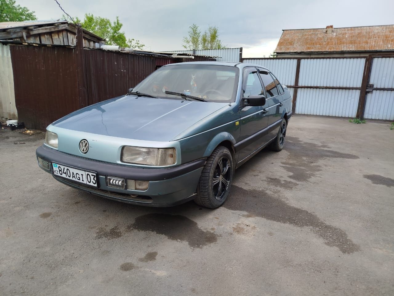 Volkswagen Passat 1.8 обменяю