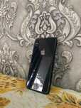 IPhone X.      .