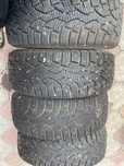 Продам шины зимние r16