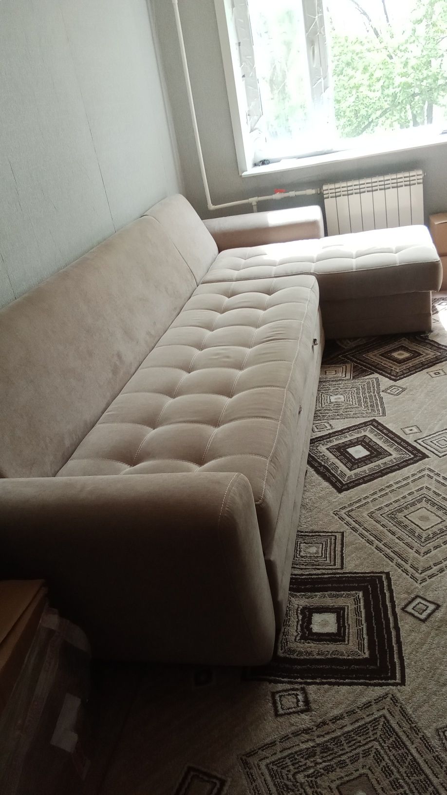 Гостиной Диван угловой срочно продам