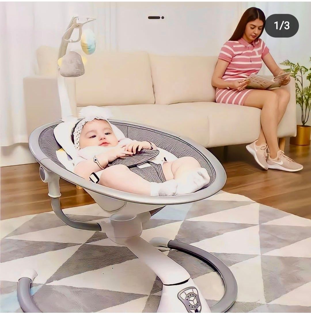 Продаётся шезлонг мэрибэл. Новая модель вращается на 360°. Новая.
