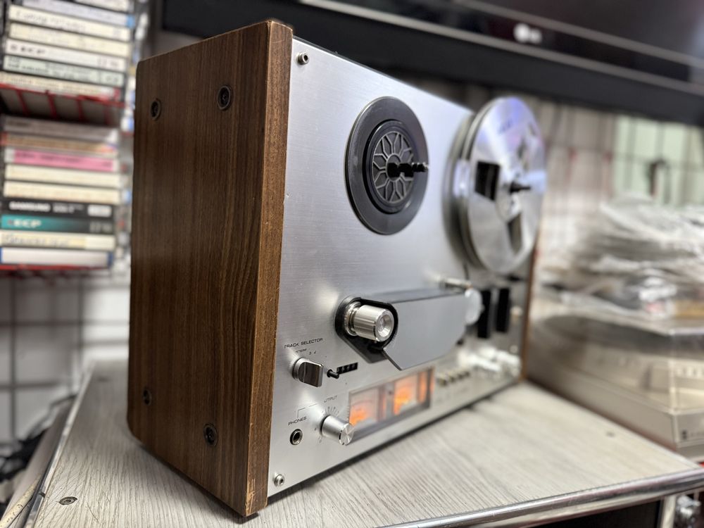 Akai GX 4000 катушечный стерео магнитофон.