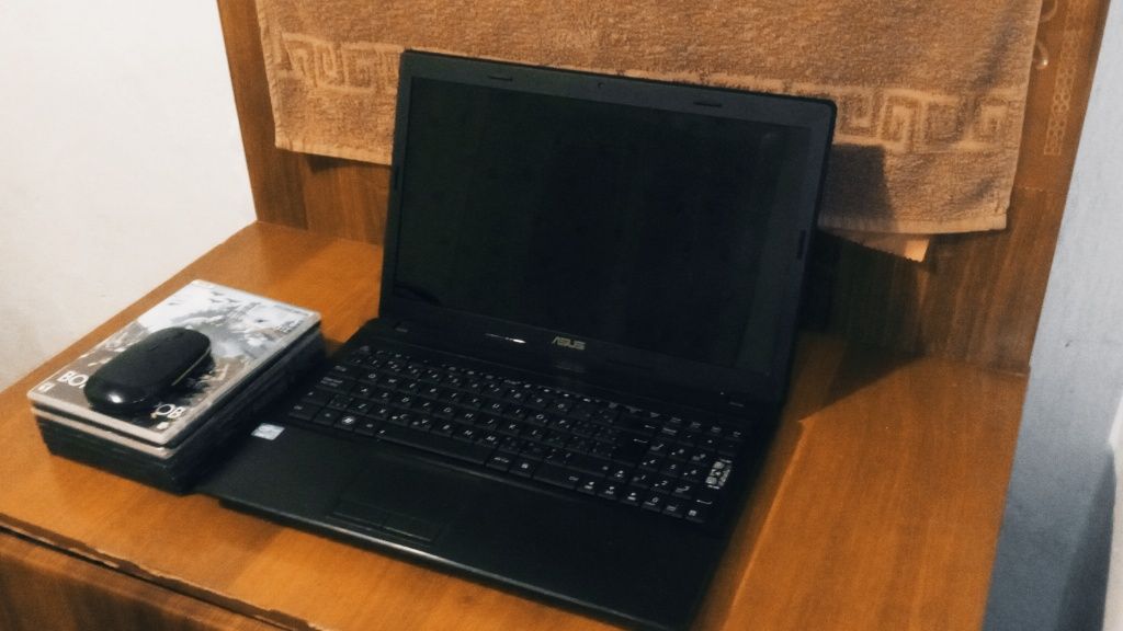 Ноутбук ASUS X54C
