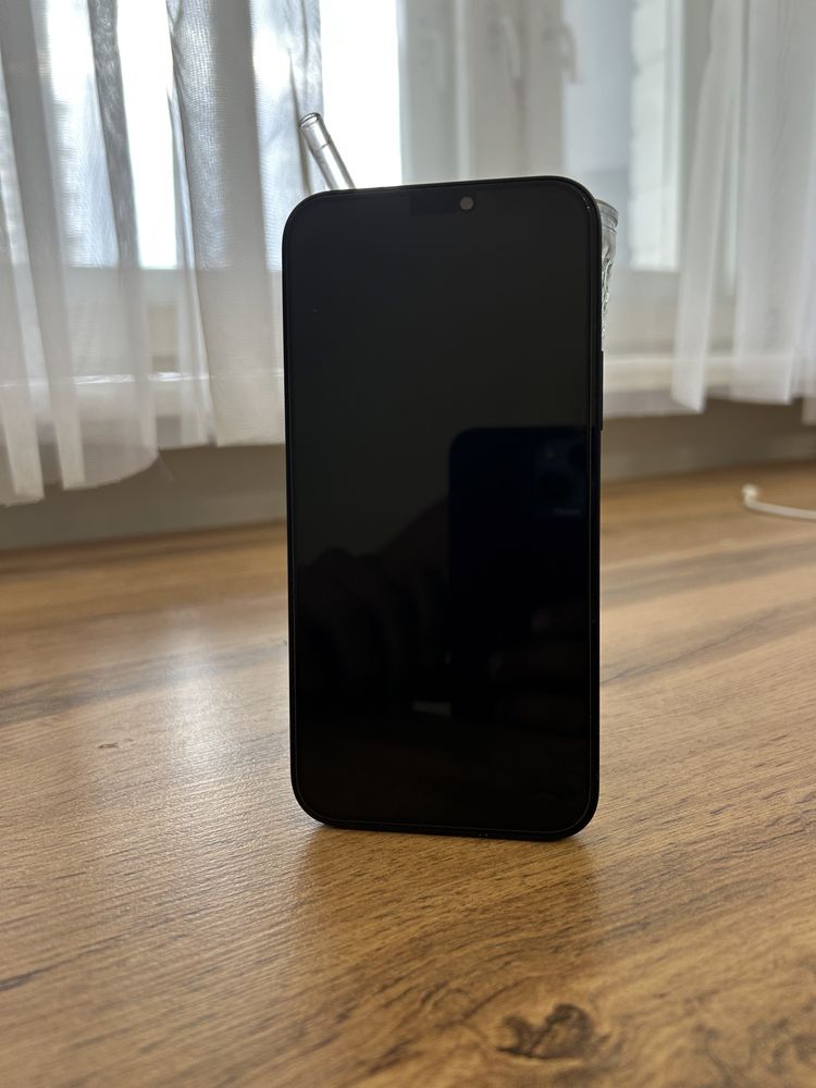 Iphone 12.