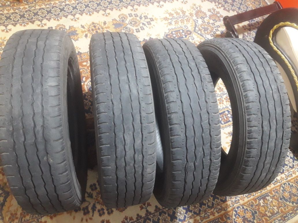 Продам комплект на 16