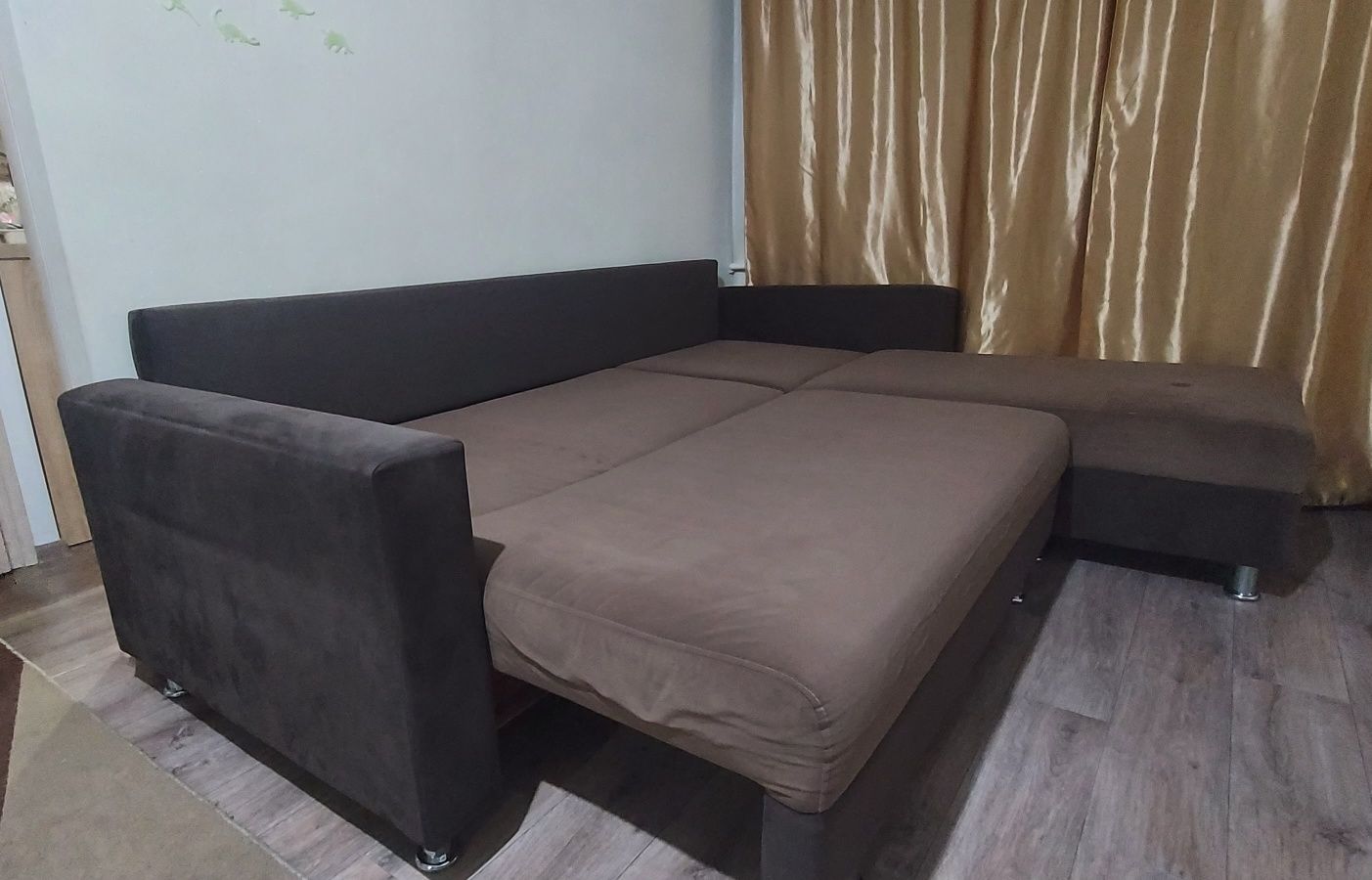 Продаем диван раскладной
