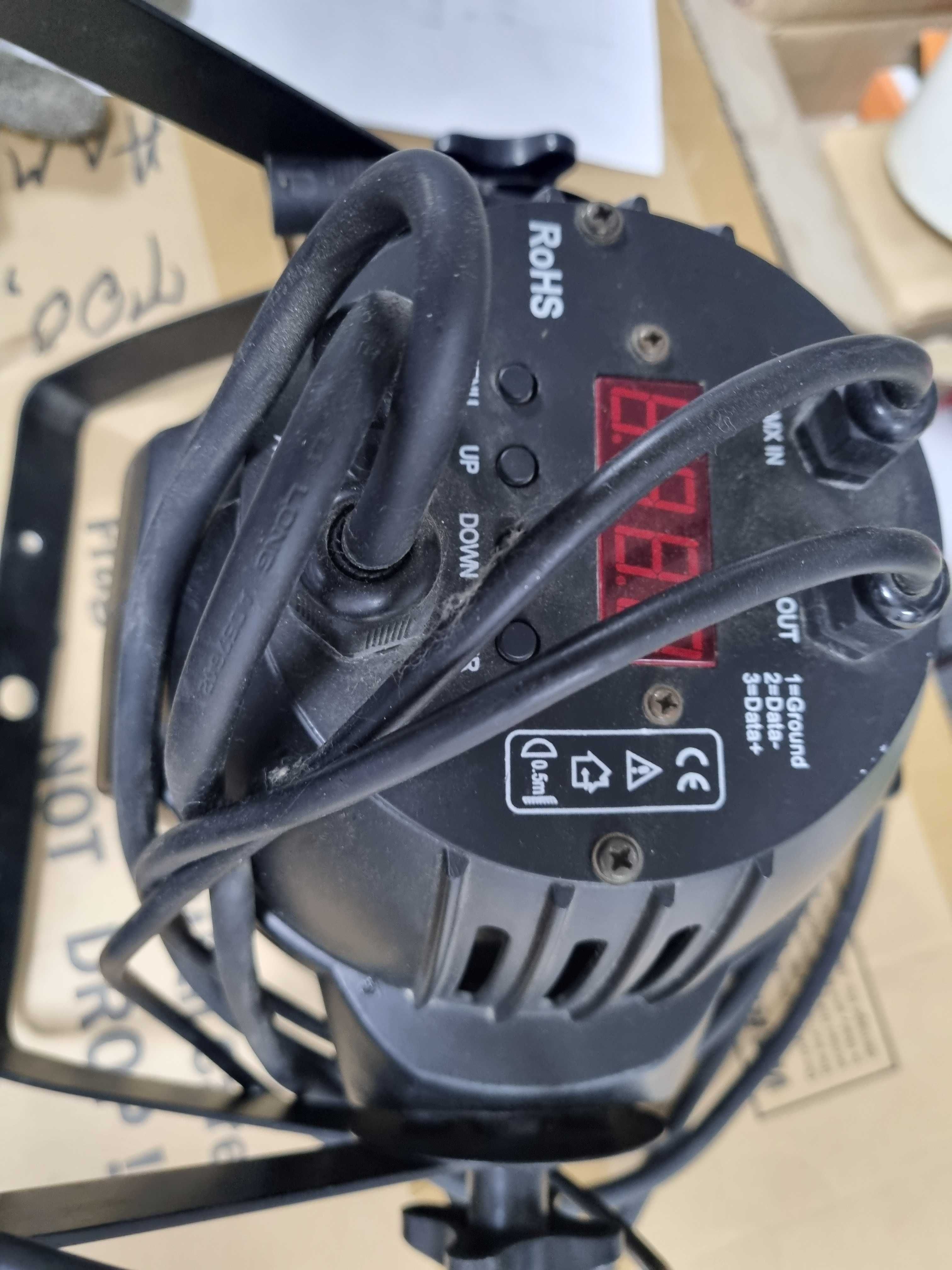 Светодиодный прожектор RoHS Daus LED Par 2 шт, цветомузыка