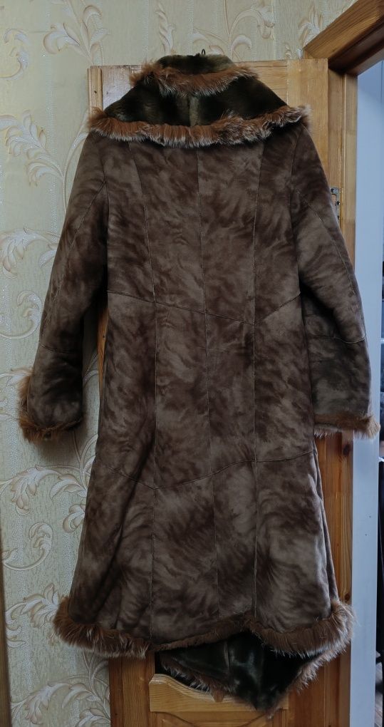 Продам женскую дублёнку