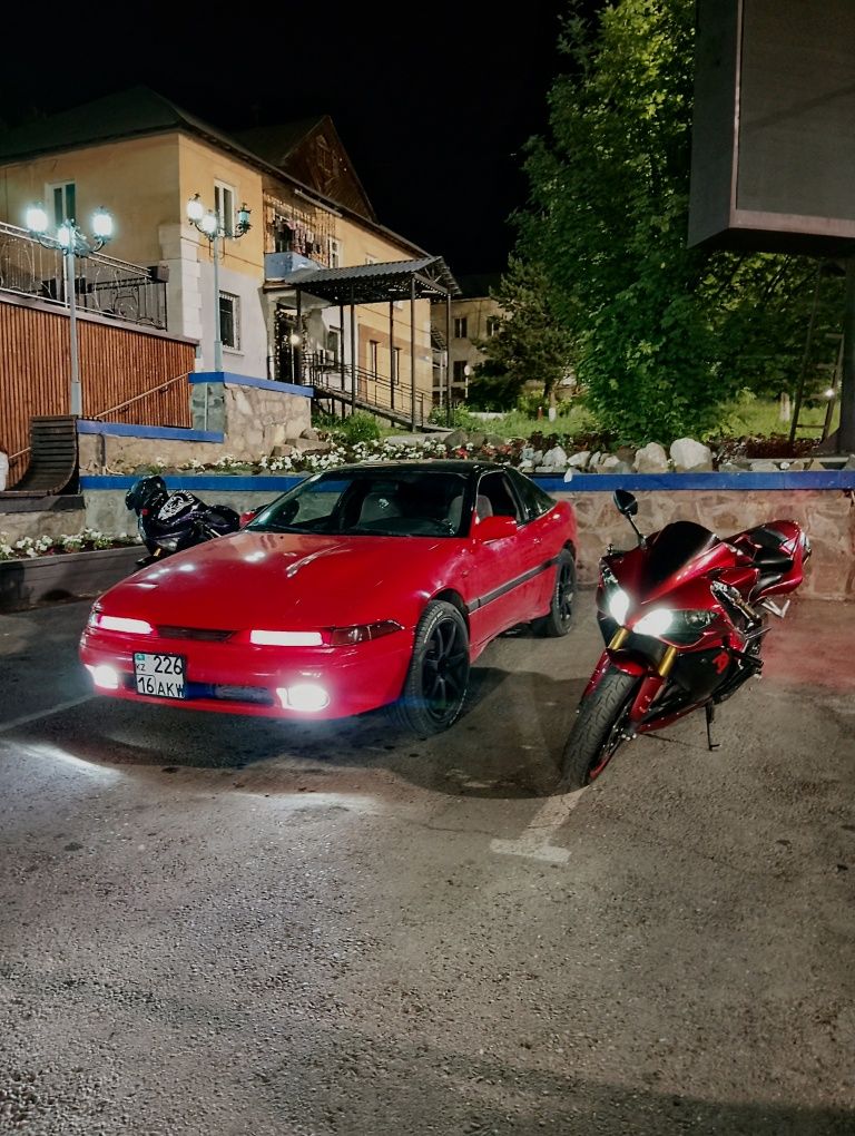 Mitsubishi eclipse