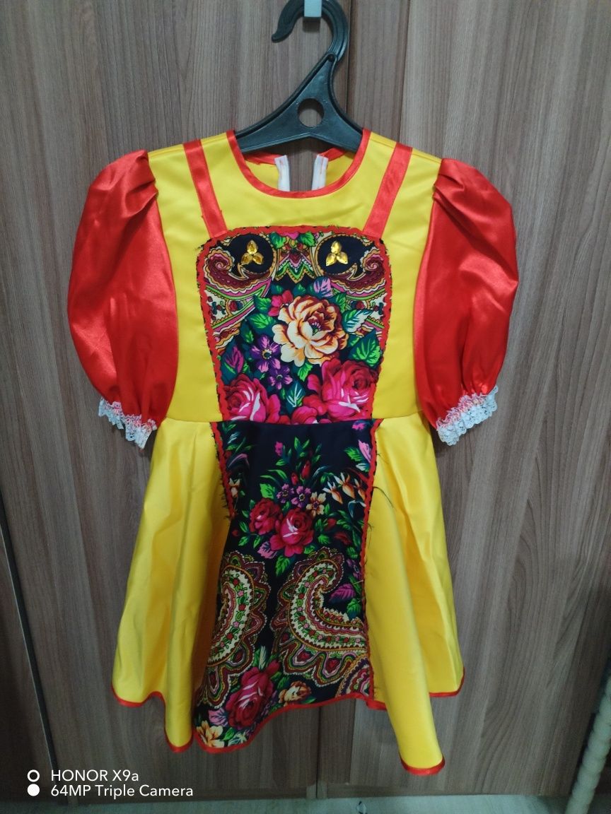 3 платья срочно продам