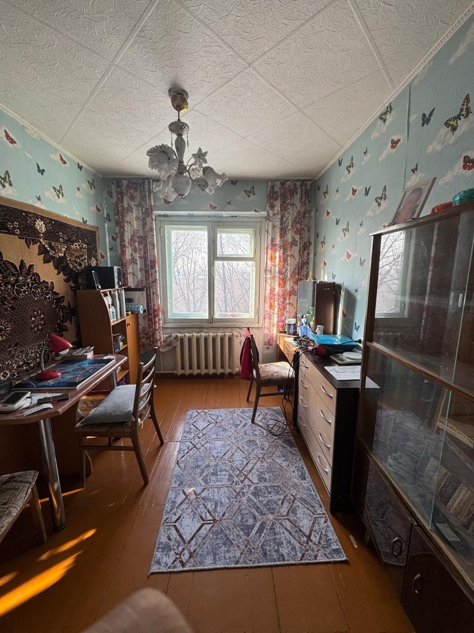 Продам 4х,5/5, 59 КВ.м, балкон. пр.Абая,7