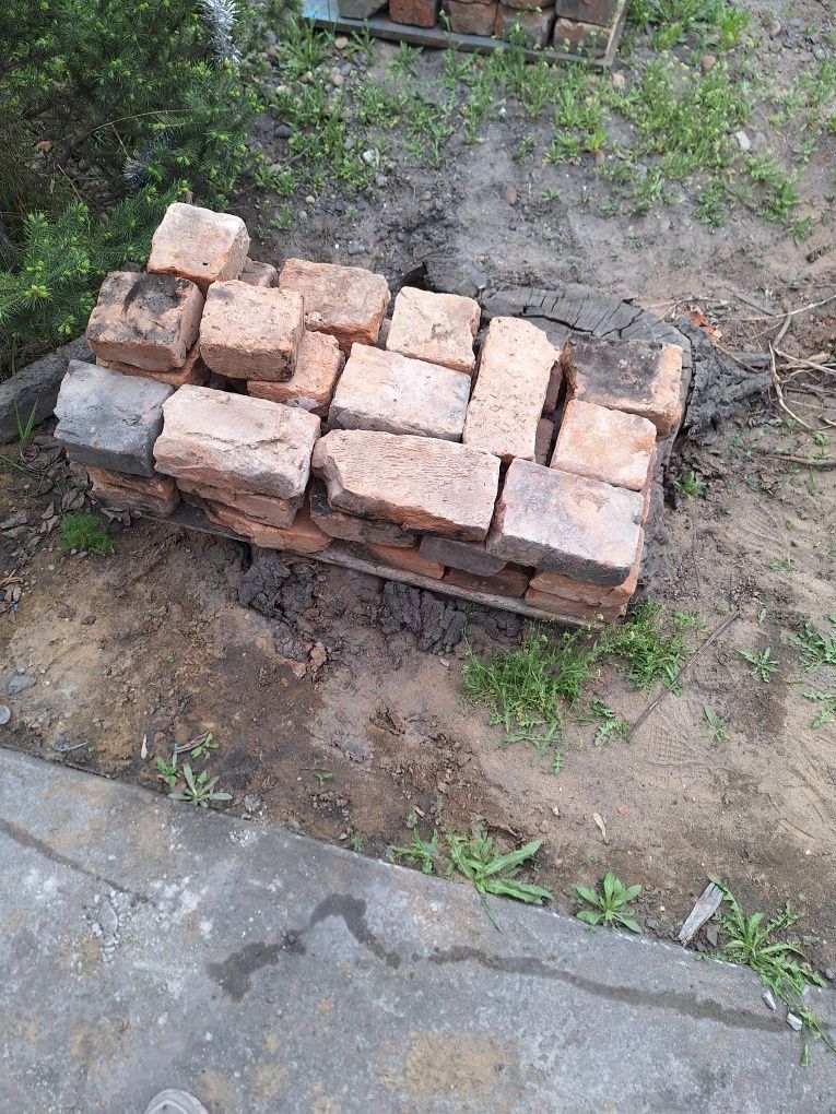 Продам кирпич советский печной половинки