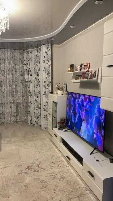 Продам 2-комнатную квартиру по ул. Абая