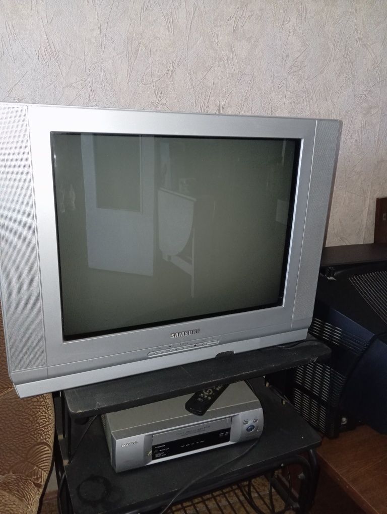 Продам телевизоры