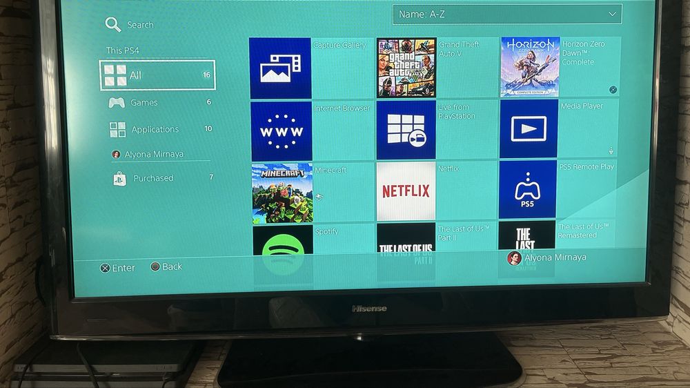 Playstation 4 slim 1 TB