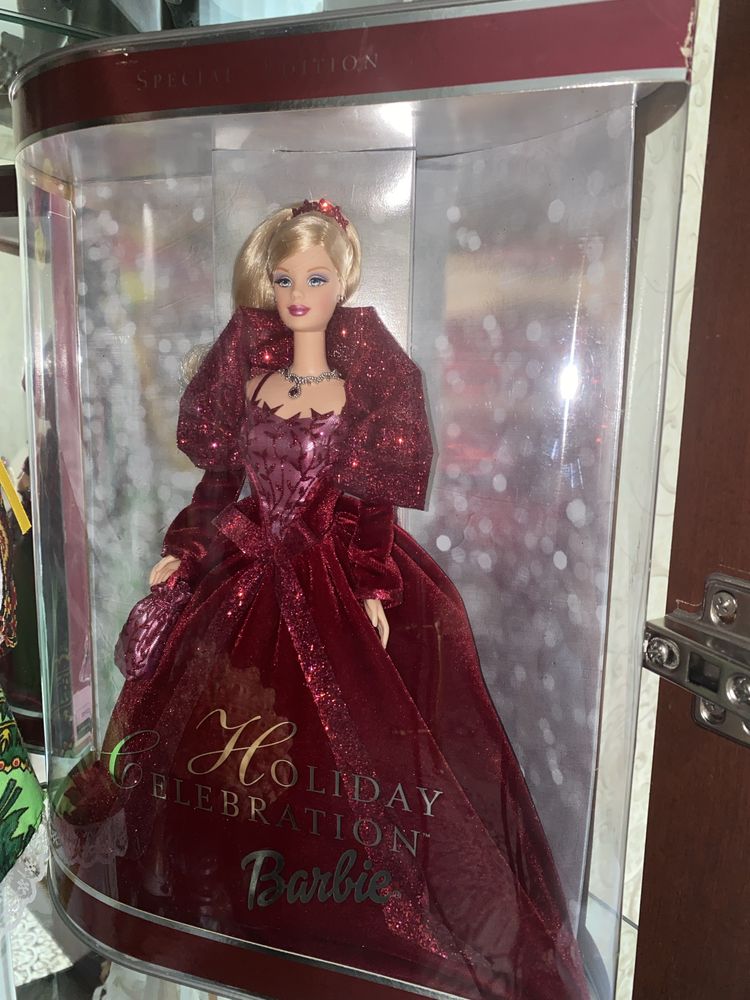 Коллекционная Барби 2002 Holiday Barbie