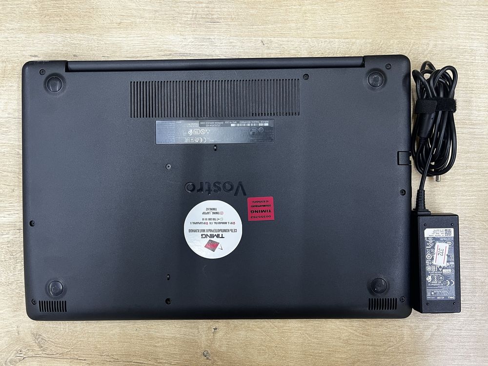 Офисный ноутбук Dell Vostro 3590 - Core i3-10110U/8GB/SSD 256GB/UHD