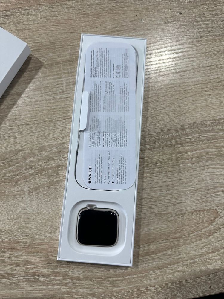 Смарт часы APPLE Watch SE GPS