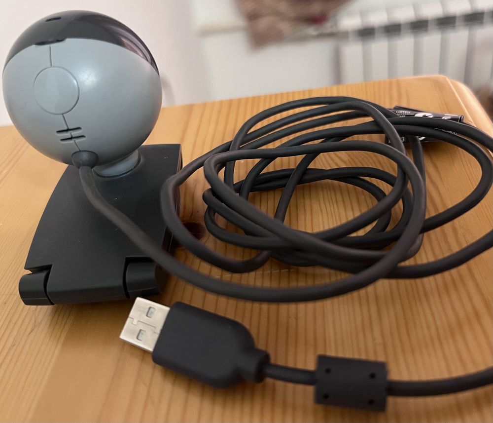 Продам съемную камеру Logitech для ноутбуков/ПК