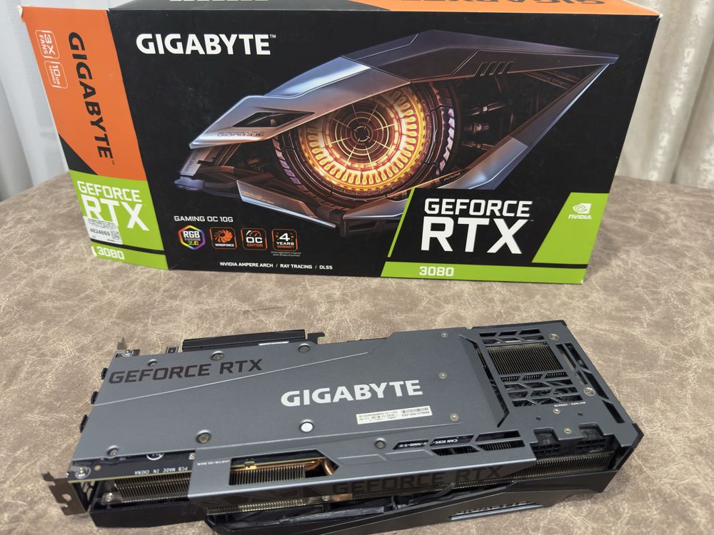 Продам видеокарту Gigabyte RTX 3080