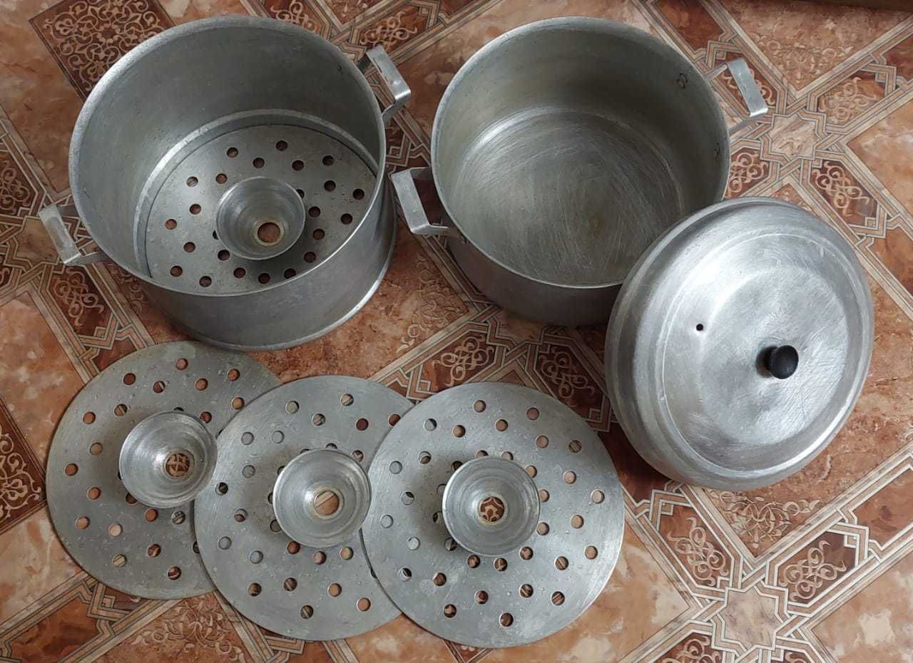 Продам мантоварку б/у  алюминиевая 4 секции, советские