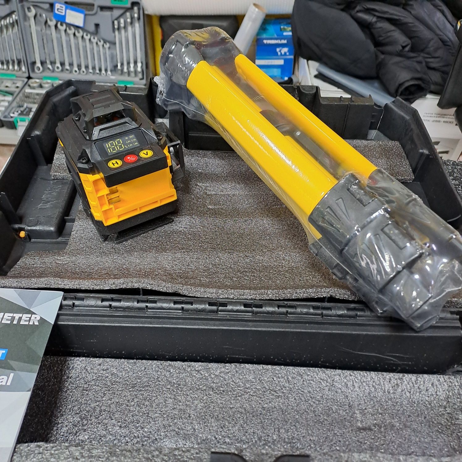 Лазерный уровень 4D 16 лучей! DeWalt/Девольт! Бесплатная доставка! Ред