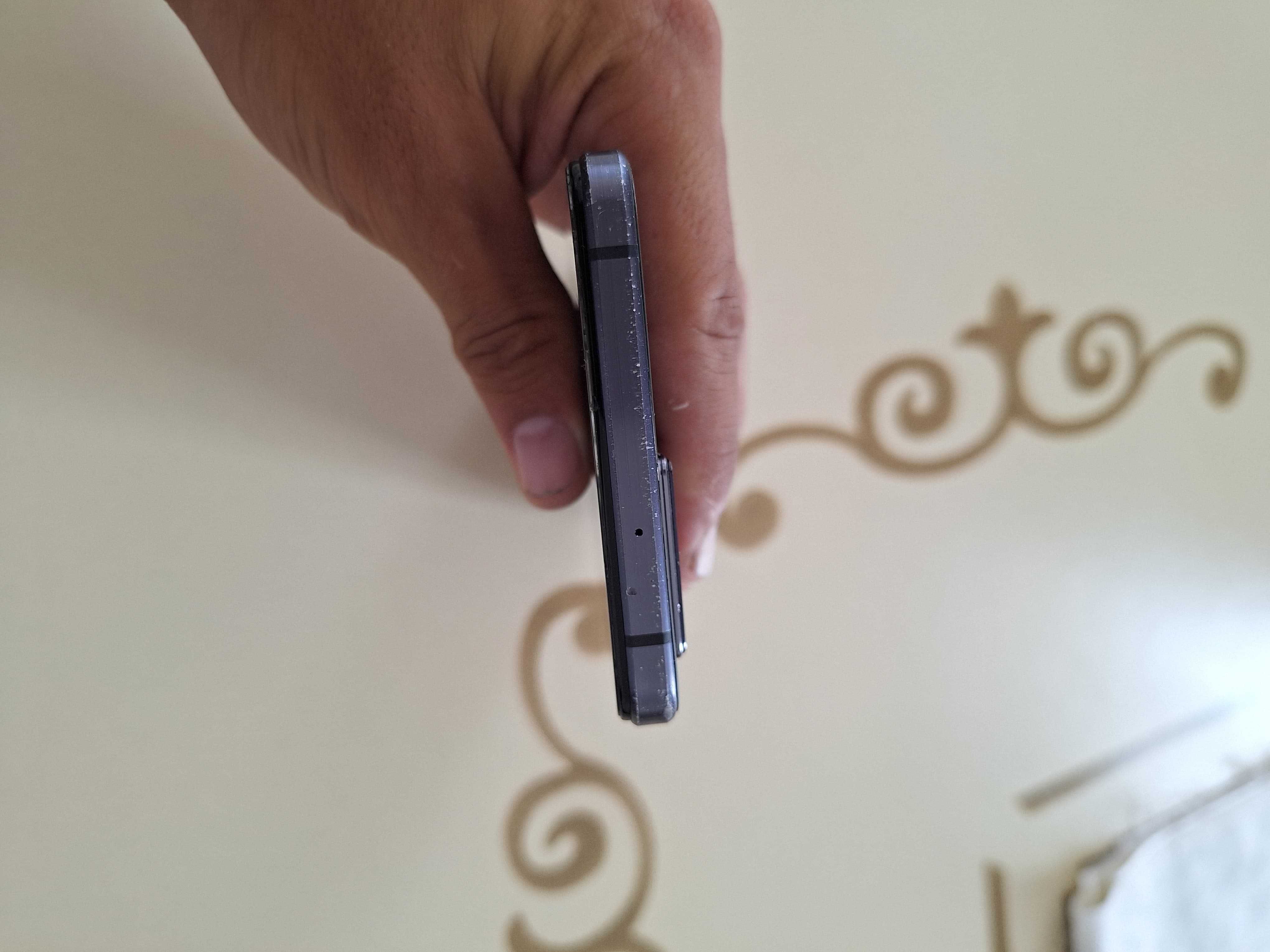 Срочно! Lenovo legion y70 5G есть