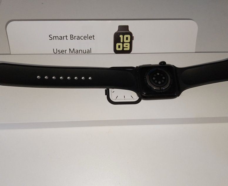Apple watch series 7  aluminium case 45 mm