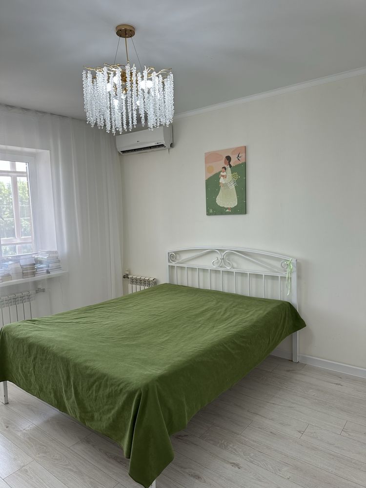 Продам железную КРОВАТЬ с матрасом