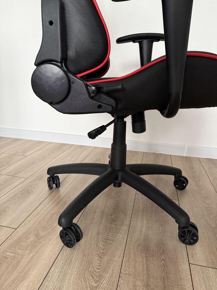 Игровое кресло Aero Cool AC110 AIR