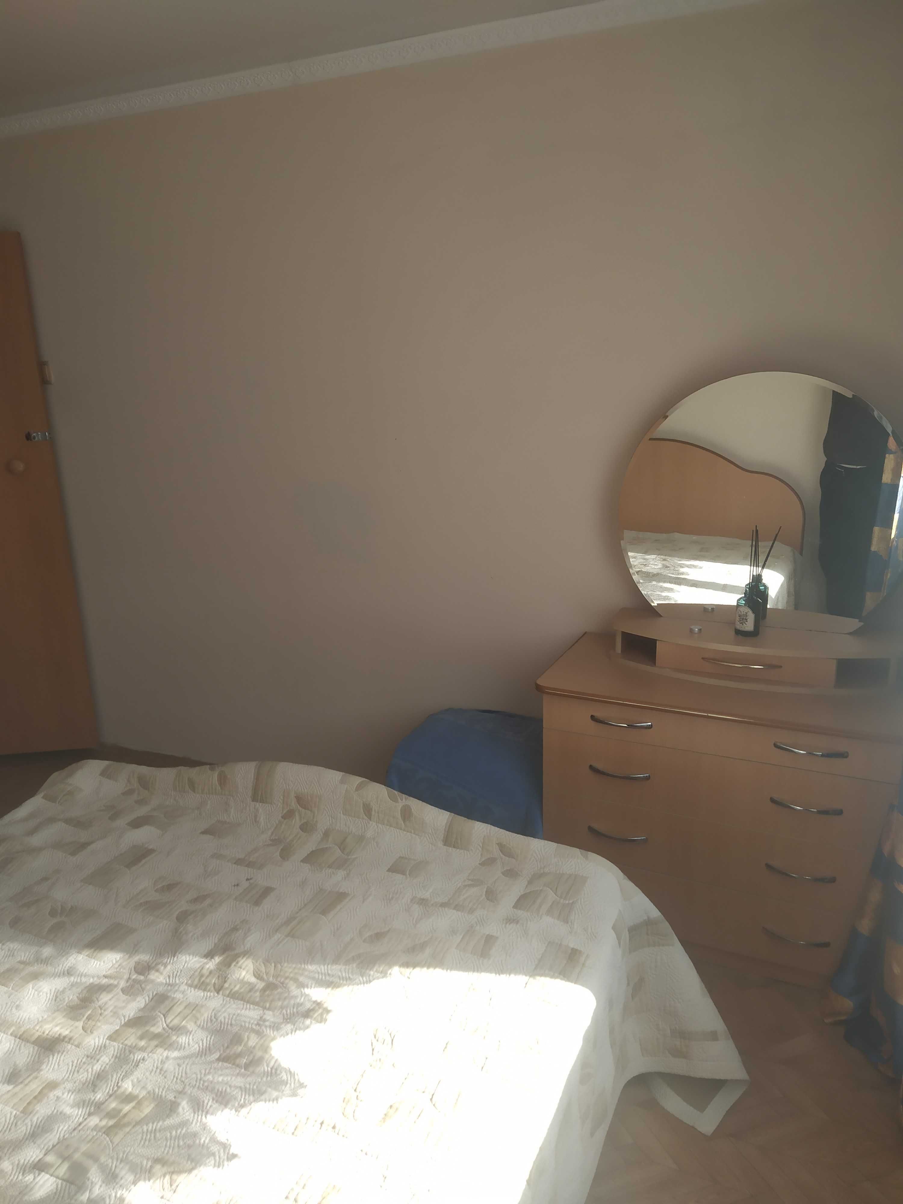 Продам 3-х ком.кв 2/9 р-н Центр, маг. Рахмет, Фора, т.ц Квартал.