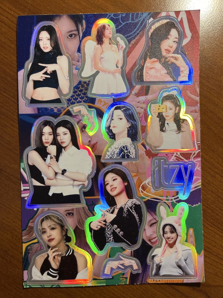 Наклейки kpop *ITZY*
