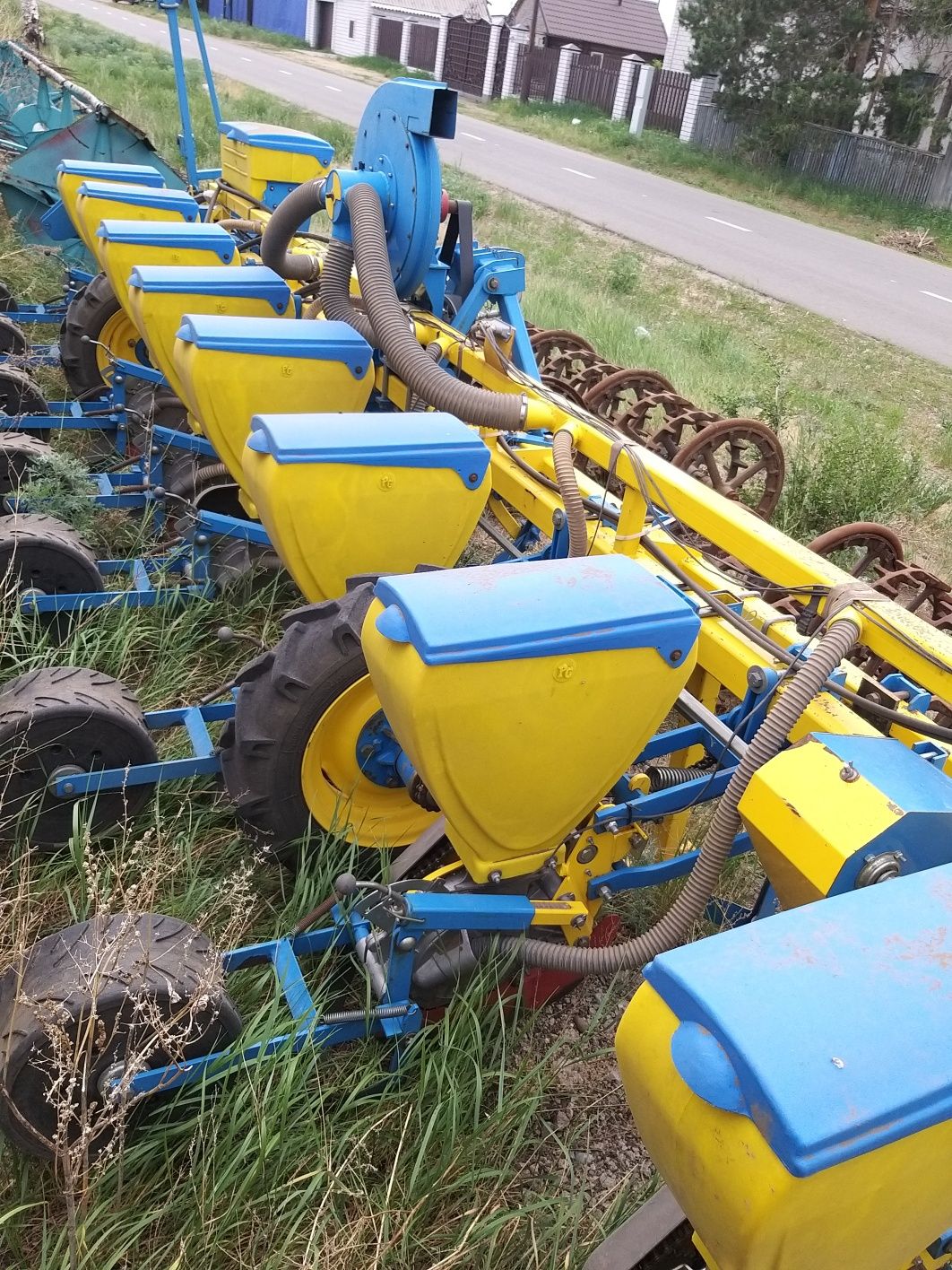 Продам сеялку точного высева упс 8