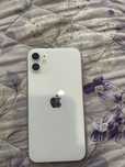 iPhone 11 продаю