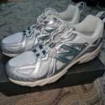 Кроссовки New balance 610T EU размер:42.5; Длина в сантиметрах:27см