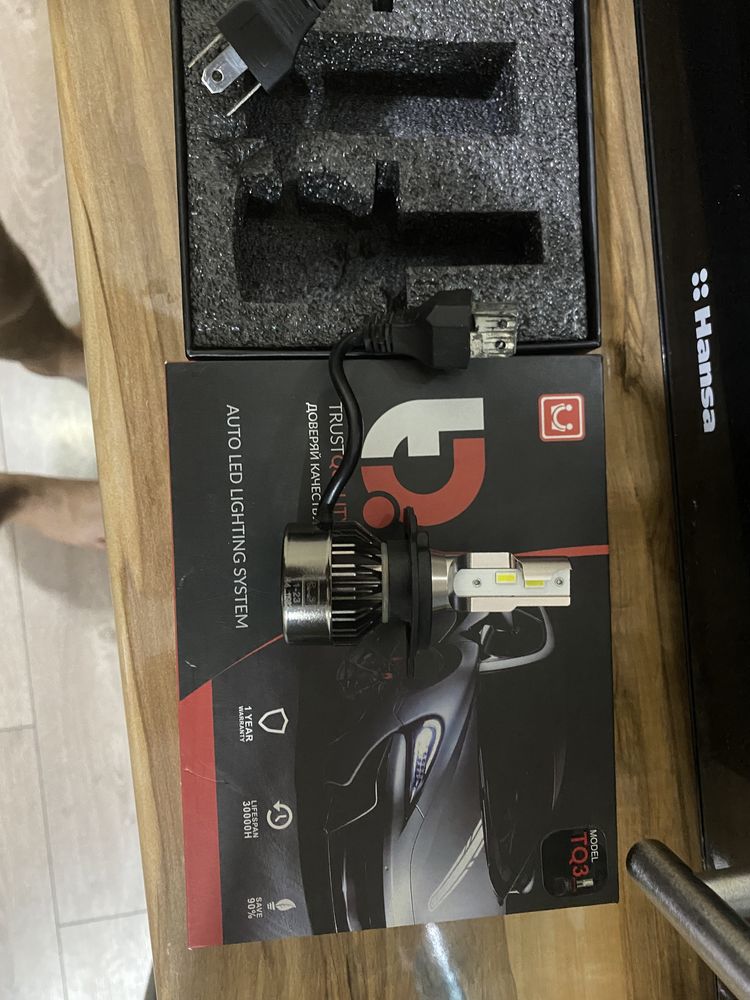 Led лампы h4 6000к. хорошего качества