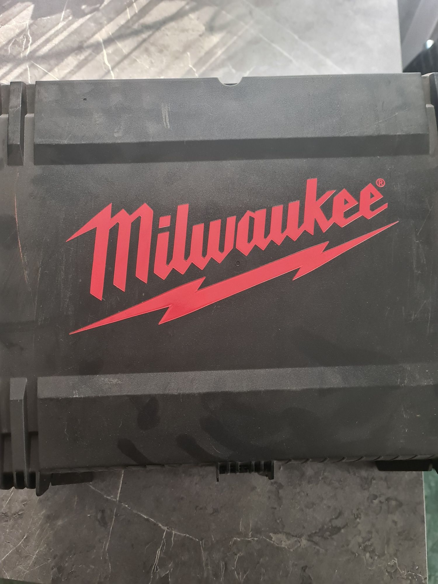 УШМ Milwaukee AGV 15-125 XC/DEG SET Болгарка американский