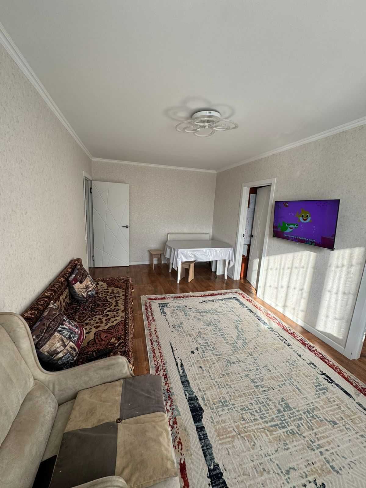 Продам 4-комн квартиру по ул.Муканова 14