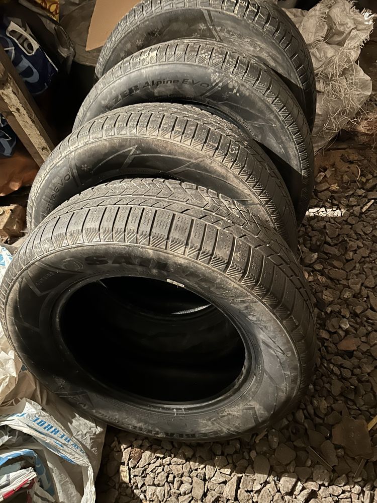 Балон сайлун 235,65,R17