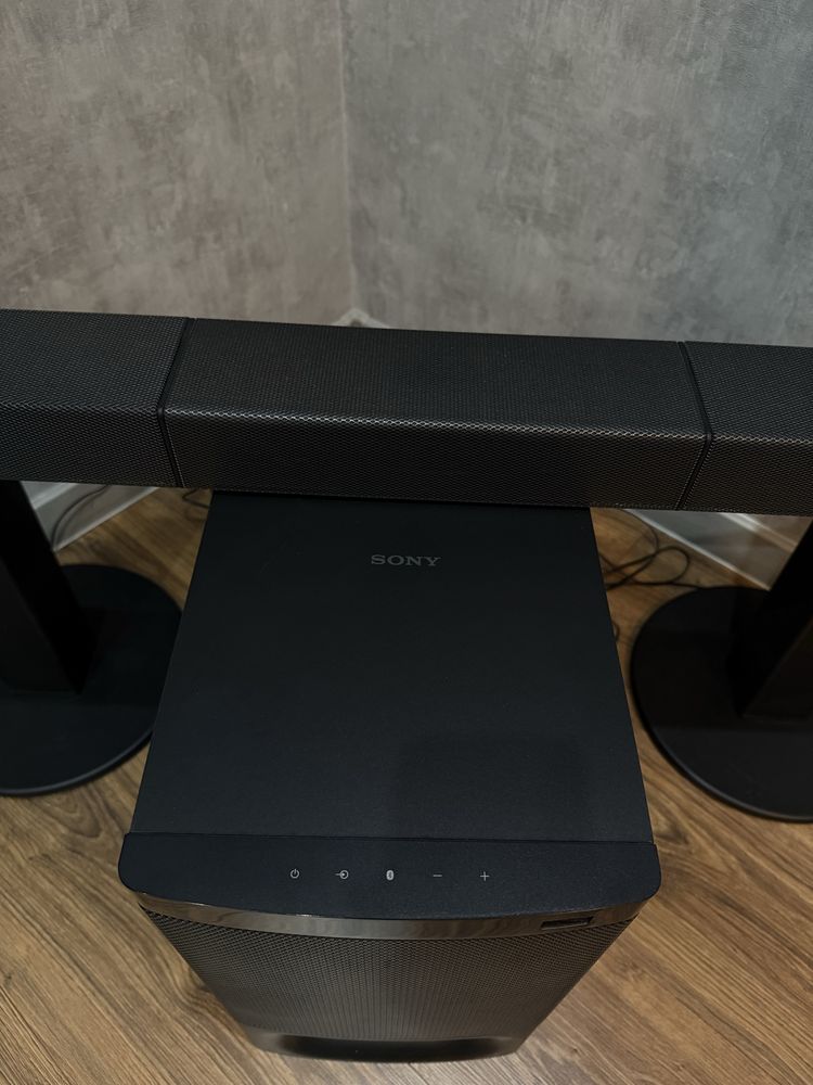 Домашний кинотеатр. Sony HT-S700RF.