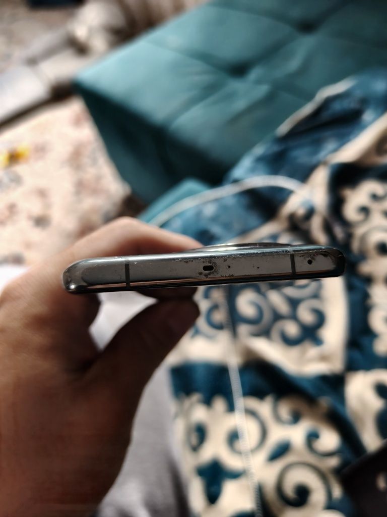 OnePlus 11 всё работает.